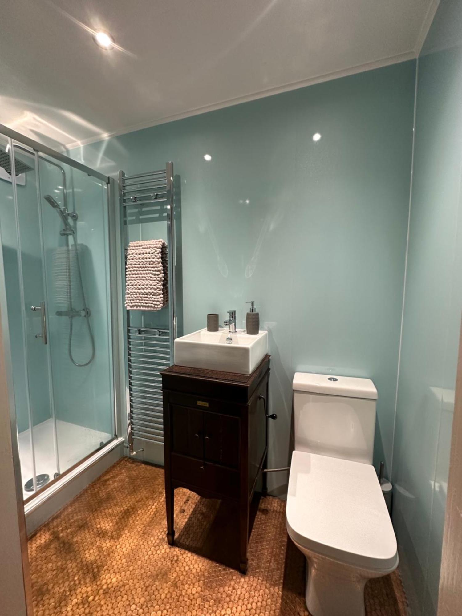 Quirky Apartment In Leith Edimburgo Exterior foto